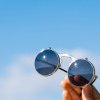 4 forme de ochelari de soare care sunt un hit în acest sezon