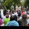 (foto) Protest la Ambasada României: Activiștii Blocului „Victorie” cer explicații, după declarațiile premierului Ciolacu