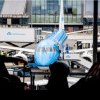 Incident şocant pe aeroportul din Amsterdam: O persoană a murit aspirată de motorul unui avion, înainte ca aeronava să decoleze