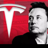 Numai la Tesla să nu lucrezi: Elon Musk a dat afară pe un cap circa 500 de angajați și doi directori