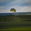 Salturi cu parașuta la Sîngerei: Militarii „Fulger” participă în cadrul unui exercițiu de desant