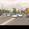 (video) Cu Mercedes-ul, gonind prin capitală: Un șofer din Vulcănești, sancționat după ce a trecut peste linia dublă și mai nu a luat pe capotă un pieton