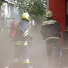 (video) Incendiu într-un bloc de la Telecentru: 5 echipaje de pompieri au luptat cu focul, două persoane - evacuate