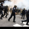 (video) Proteste violente în Franța. Zeci de persoane arestate la Paris. Magazine sparte, forțele de ordine intervin cu gaze lacrimogene