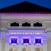Clădirile UMF Craiova, luminate violet, în Săptămâna de conștientizare a bolilor inflamatorii