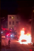 Maşină cuprinsă de flăcări în mers. Şoferul a ieșit la timp din autovehicul
