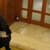 (VIDEO) Doi foști colegi de partid s-au bătut în Parlamentul României