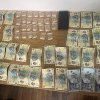 Bani și substanțe interzise, ascunse în pachete de țigări, depistate de jandarmii din Alba Iulia