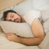 Somnul ajută la curățarea creierului de toxine. Sau nu?