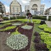 Lucrătorii Horticultura dau o nou faţă Pieţei Victoriei/Foto