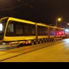 Primul tramvai galben produs de turcii de la Bozankaya a ajuns la Timișoara. Vedeți cum arată/Foto