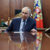 Putin numeşte un alt economist în funcţia de adjunct al ministrului rus al apărării