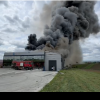 (VIDEO) Suceava: Incendiu la o secţie de producţie de tâmplărie PVC; a fost emis mesaj Ro-Alert