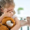 Copil de 2 ani diagnosticat cu tuse convulsivă şi rujeolă; nu a fost vaccinat de când s-a născut