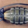 Grenadă neexplodată, găsită în curtea unui localnic din judeţul Vâlcea