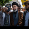Se profilează un nou lider suprem în Iran: fiul lui Khamenei ar putea prelua puterea de la tatăl său (analiză Politico)