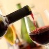 Un ospătar i-a servit unei femei detergent în loc de vin, la un bar din Italia: Clienta s-a ales cu arsuri grave în gât