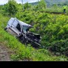 FOTO: Un șofer din Alba a murit într-un accident grav petrecut pe DN 14. A vrut să traverseze calea ferată pe culoarea roșie
