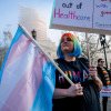 Transsexualii, interzis să folosească toalete care corespund identităţii lor de gen. Nouă Lege pentru a apăra femeile în toalete, vestiare, cabine de îmbrăcat, la duș