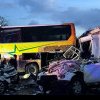 VIDEO. Grav accident rutier în Turcia: 10 morți și 40 de răniți după ce un autocar s-aciocnit cu două mașini și un camion pe autostradă