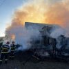 Suceava: Patru case de la Valea Moldovei afectate de un incendiu (GALERIE FOTO)