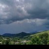 AVERTIZARE de FURTUNĂ în Județul Alba: Precipitații abundente și vânt puternic până la ora 15:00
