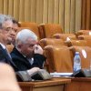 VIDEO Scandalagii în Parlamentul României: Doi deputați PNL s-au încăierat și s-au mușcat pe holurile Parlamentului!
