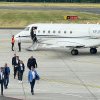 Ciolacu îi calcă pe urme lui Iohannis: În campanie, cu avion închiriat