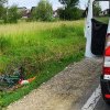 Un biciclist de 55 de ani a murit un urma unui accident în care au fost implicate două autoturisme între Rădăuți și Horodnic de Jos. O tânără de 22 de ani a fost rănită grav