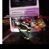 Clipe de groază într-un autocar în care se aflau zeci de copii. A luat foc pe autostradă, între Alba Iulia și Sebeș - FOTO