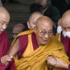 Dalai Lama, vizită în SUA, pentru tratament la genunchi