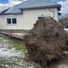Sute de gospodării, afectate de furtuna din Bistriţa-Năsăud. VIDEO