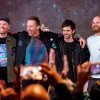 Tot ce trebuie să știi despre cele două concerte Coldplay de la București: bilete, acces, mâncare, băutură