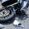 O tânără motociclistă a fost rănită într-un accident petrecut în zona localității Vălișoara