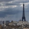 Cinci sicrie cu mesajul „soldaţi francezi din Ucraina” au fost găsite sub Turnul Eiffel. Suspecți sunt un minor și doi bărbați