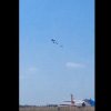 Două avioane s-au ciocnit în zbor la un show aviatic din Portugalia. Unul dintre piloți a murit