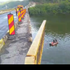 Un camion înmatriculat în județul Arad s-a răsturnat în Dunăre. Șoferul a fost scos mort din apă de scafandri