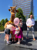 FOTO. „EVA sau de ce are girafa gâtul lung”. Un cadou special pentru copii, lansat de 1 Iunie