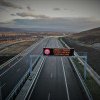 Atenție șoferi, noi restricții de circulație pe Autostrada Transilvania! Circulați cu viteză redusă