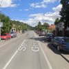 Culmea traficului la Cluj! Piste pentru bicicliști pe ambele sensuri, dar nu mai este loc pentru pietoni! Cum a putut parca un Mercedes